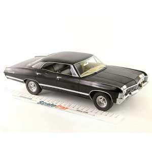1/18 CHEVROLET Impala Sport Sedan 1967 (из телесериала Сверхестественное 1 сезон )