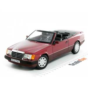 1/18 Mercedes-Benz 300CE-24 Cabrio W124 (A124) 1992 красный