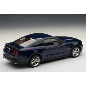 1/18 Ford MUSTANG GT 2010 (KONA BLUE METALLIC)