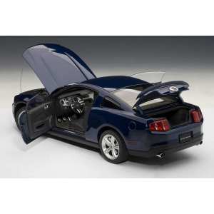 1/18 Ford MUSTANG GT 2010 (KONA BLUE METALLIC)