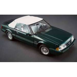 1/18 Ford Mustang LX Convertible 1990 зеленый металлик