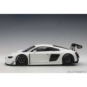 1/18 Audi R8 LMS plain body version белый