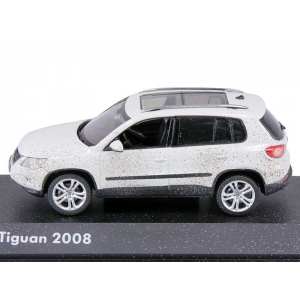 1/43 Volkswagen TIGUAN 2008 White (с грязью)