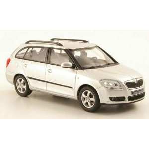 1/43 Škoda Fabia II Сombi (facelift) 2012 Silver Brilliant Metallic