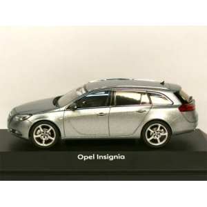 1/43 Opel Insignia Sport Tourer 2009 серебристый универсал