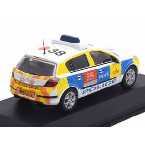 1/43 Vauxhall Astra (Opel Astra H) 2003 British Police Полиция