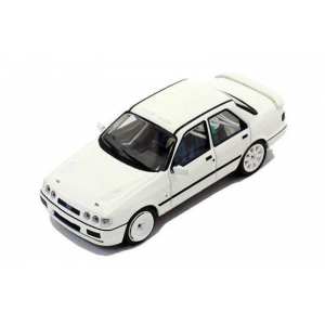 1/43 FORD Sierra Cosworth 4x4 Rally Spec 1992 белый
