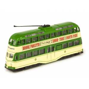 1/72 трамвай Blackpool Balloon Tram 1960 зеленый с бежевым