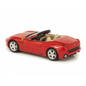 1/43 Ferrari California Cabriolet красный