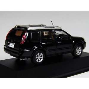 1/43 Nissan X-TRAIL Xtt 2005 (SATIN BLACK)