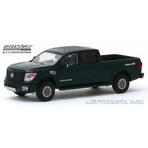 1/64 Nissan Titan XD Pro-4X Pick-Up 2019 темно-зеленый металлик