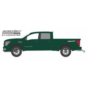 1/64 Nissan Titan XD Pro-4X Pick-Up 2019 темно-зеленый металлик