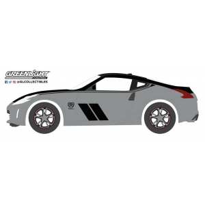 1/64 Nissan 370Z Coupe 50Th Anniversary 2020 серебристый с черным