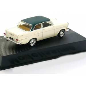 1/43 Opel Rekord Coupe P2 1960-1963 белый/темно зеленый