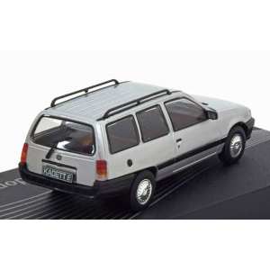 1/43 Opel Kadett E Caravan Gordon Brown 1989 серебристый