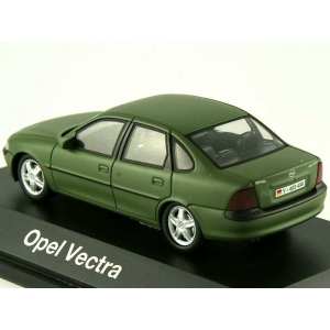 1/43 Opel Vectra B Kommanderwagen хаки