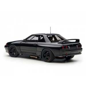 1/18 Nissan Skyline GT-R (R32) 1992 Plain body version черный