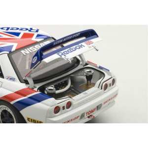 1/18 Nissan Skyline GT-R R32 1990 Group A REEBOK HASEMI 1