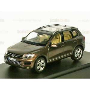 1/43 Volkswagen Touareg II 2010 graciosabraunmet