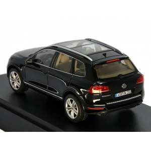 1/43 Volkswagen Touareg 2 2010 черный