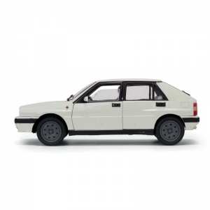 1/18 Lancia Delta HF Integrale 8V 1987 белый