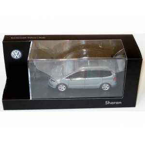 1/43 Volkswagen Sharan II 2010 pantheongraumet