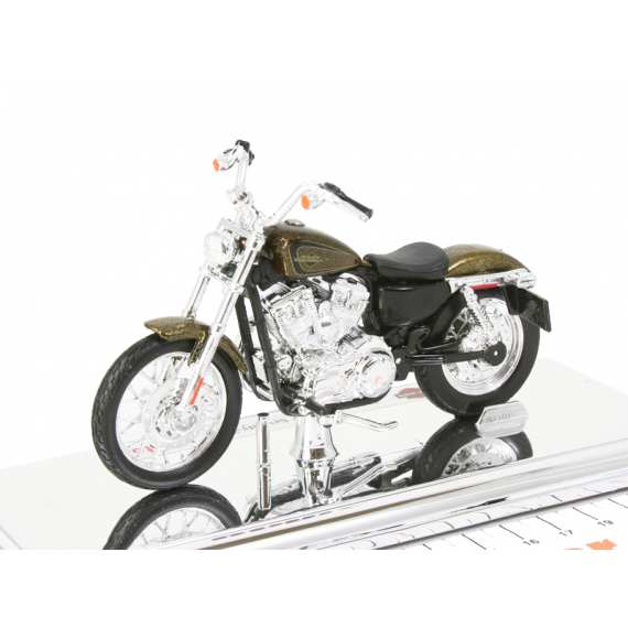 1/18 Harley-Davidson XL1200V Seventy-Two 2012 коричневый металлик