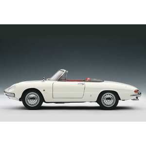 1/18 Alfa Romeo 1600 DUETTO SPIDER (WHITE) 1966 (WITHOUT TOP)