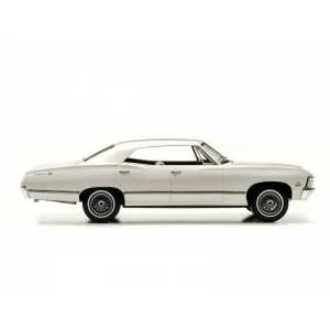 1/18 CHEVROLET Impala Sport Sedan 1967 белый