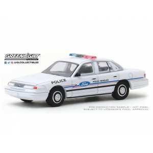 1/64 Ford Crown Victoria Police Interceptor Ford Police Vehicles Show Car 1993