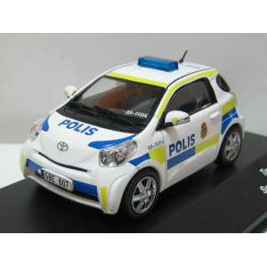 1/43 TOYOTA IQ POLIS (полиция Швеции) 2011