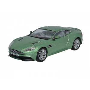 1/43 Aston Martin Vanquish Coupe 2012 Appletree Green зеленый