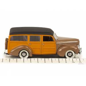 1/43 Ford V8 De Luxe Woody Stationwagen 1940 коричневый