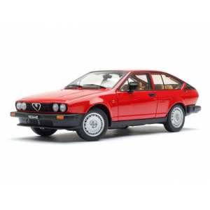 1/18 Alfa Romeo ALFETTA GTV 2.0 1983 (RED)