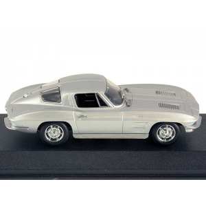 1/43 Chevrolet Corvette Coupe 1963