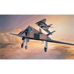 1/72 Малозаметный ударный самолёт Lockheed F-117 Stealth