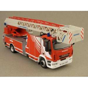 1/43 IVECO пожарный с лестницей MAGIRUS TTL M32 L-AS 2010