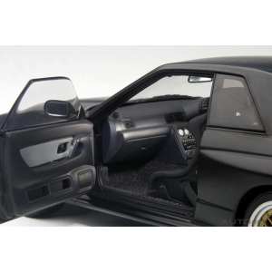 1/18 Nissan Skyline GT-R (R32) Tuned version матовый черный