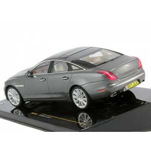 1/43 JAGUAR XJ 2011 Stratus Grey Metallic