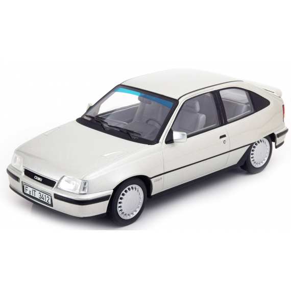 1/18 Opel Kadett E GSI 1987 серебристый