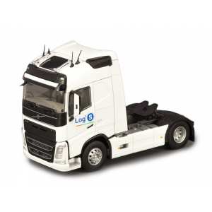 1/43 Volvo FH4 c полуприцепом Logs 2019 White