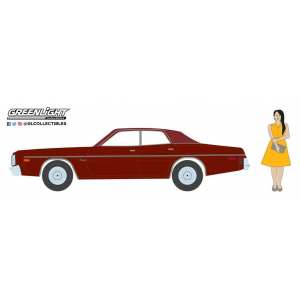 1/64 Dodge Coronet с фигуркой девушки 1976
