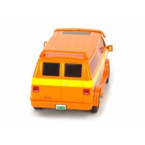 1/43 GMC Vandura Custom (фургон) 1983 оранжевый с графикой
