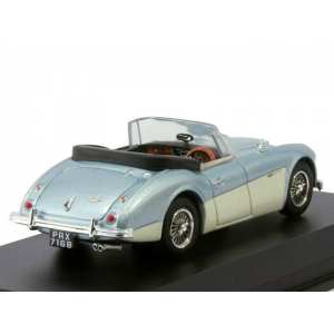 1/43 Austin Healey 3000 MK3 серебристый с белым