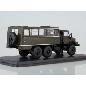 1/43 Вахтовый автобус НЗАС-4211 (4322) хаки