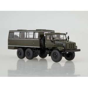 1/43 Вахтовый автобус НЗАС-4211 (4322) хаки