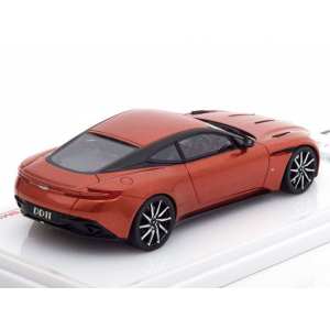 1/43 Aston Martin DB11 2017 cinnabar orange оранжевый