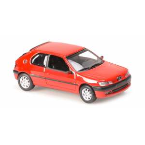 1/43 Peugeot 306 1998 красный