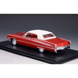 1/43 Cadillac DeVille Convertible (закрытый) 1968 красный