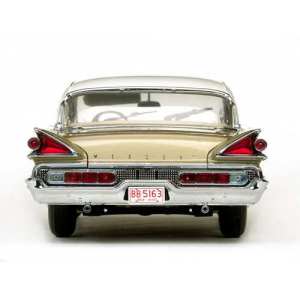 1/18 Mercury Parklane Hard Top 1959 белый с бежевым